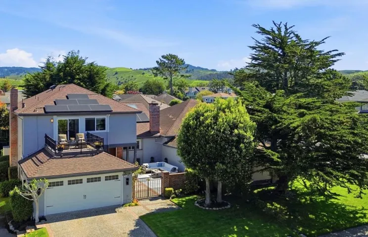 2329 Burning Tree Road, Half Moon Bay, California 94019