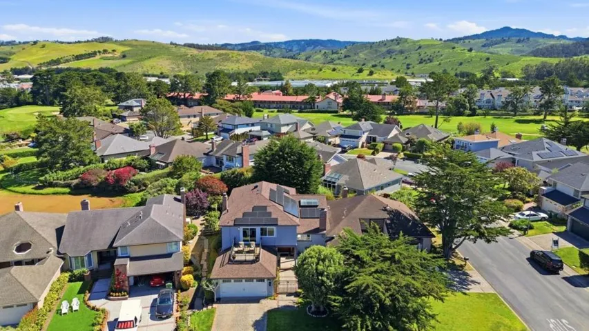 2329 Burning Tree Road, Half Moon Bay, California 94019