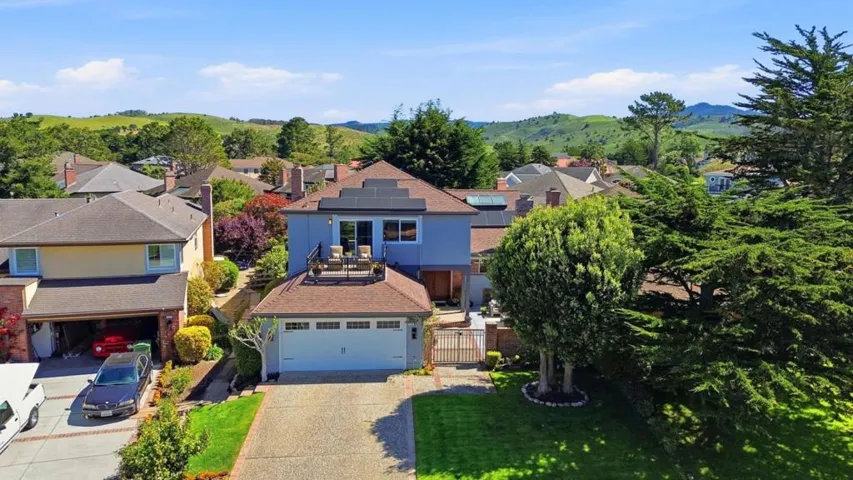 2329 Burning Tree Road, Half Moon Bay, California 94019