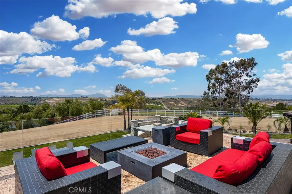 2nd Floor Patio