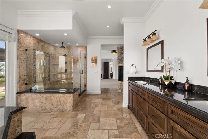 1st Floor Primary Bathroom