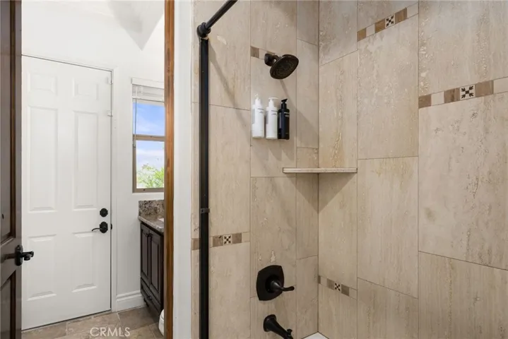 1st Floor Hallway Full Bath