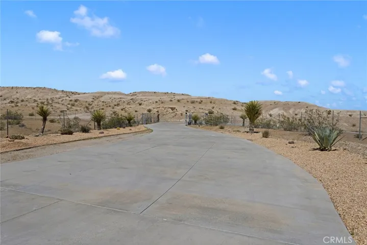 16222 Wild, Helendale, California 92342