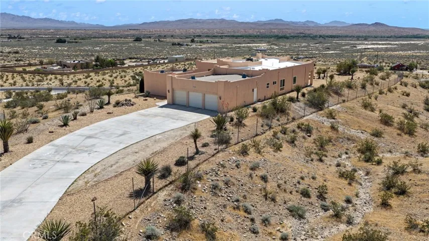16222 Wild, Helendale, California 92342