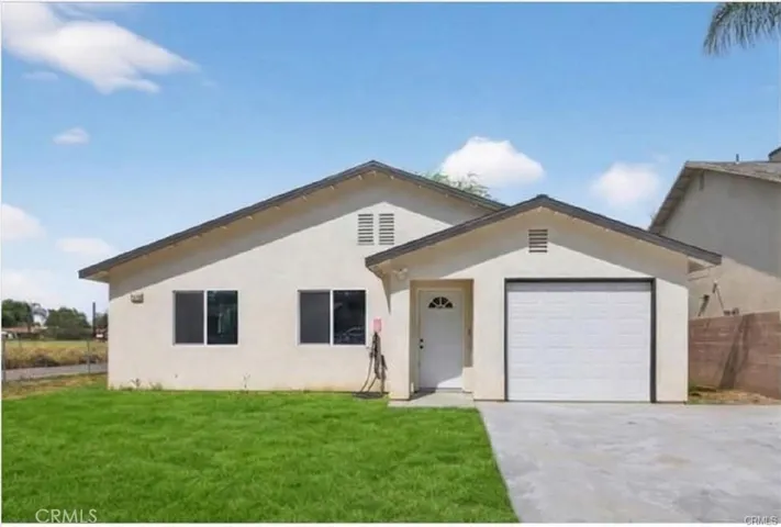 2546 Evergreen, Selma, California 93662