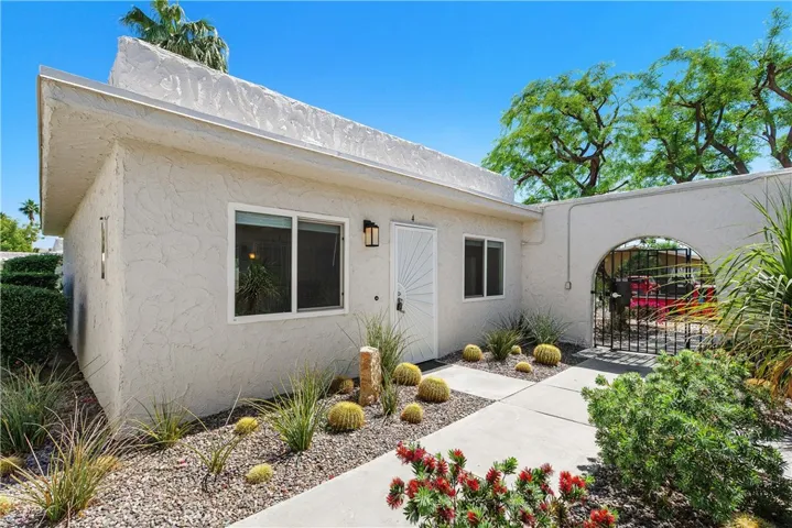 816 E Cottonwood Road 4, Palm Springs, California 92262