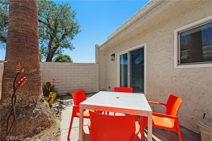 816 E Cottonwood Road 4, Palm Springs, California 92262
