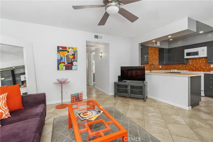 816 E Cottonwood Road 4, Palm Springs, California 92262