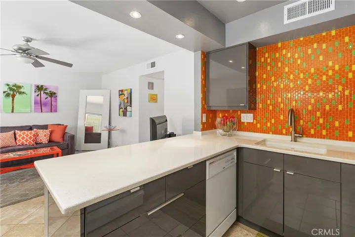 816 E Cottonwood Road 4, Palm Springs, California 92262