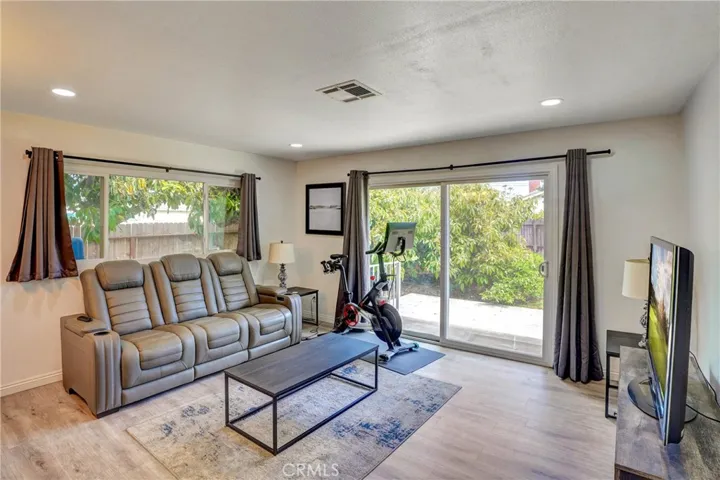 Family Rooms with slider to rear yard.