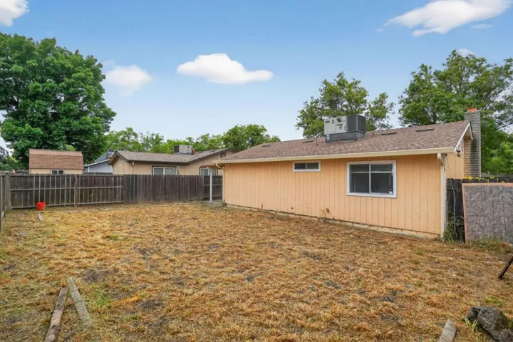2524 Pemberton Court, Stockton, California 95210