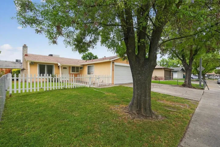 2524 Pemberton Court, Stockton, California 95210