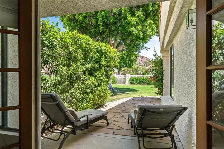 ..with its own patio!