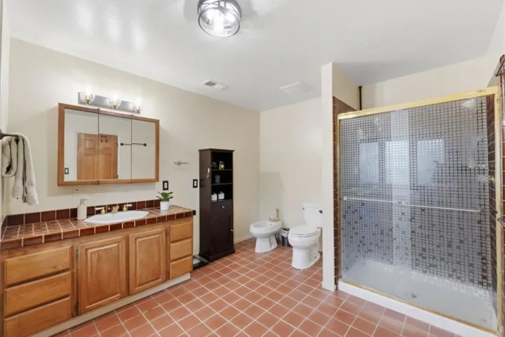 18453 Las Cumbres Road, Los Gatos, California 95033