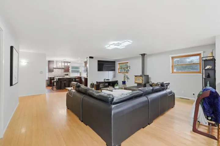 18453 Las Cumbres Road, Los Gatos, California 95033
