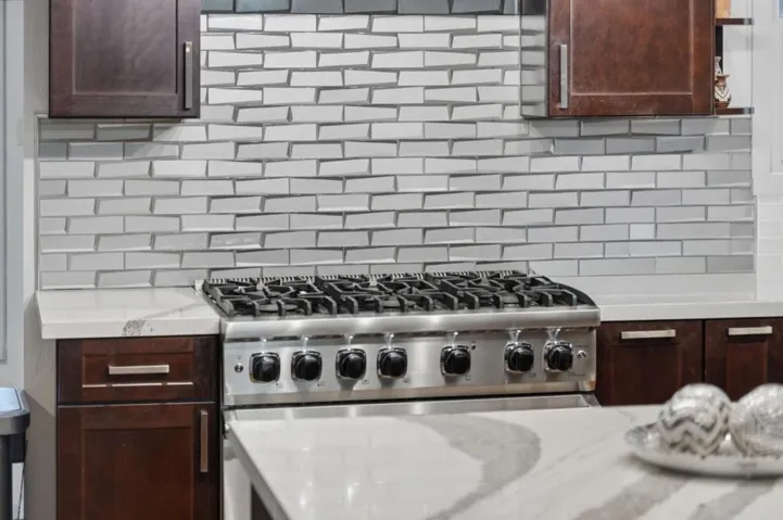 18453 Las Cumbres Road, Los Gatos, California 95033