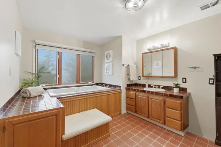 18453 Las Cumbres Road, Los Gatos, California 95033