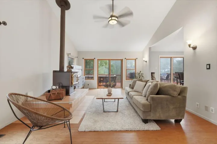 18453 Las Cumbres Road, Los Gatos, California 95033