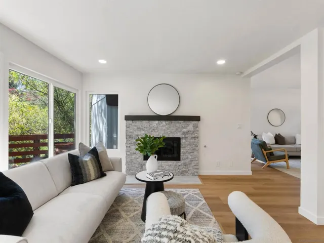 2277 Dunstan, Oceanside, California 92054