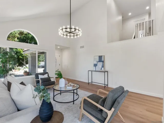 2277 Dunstan, Oceanside, California 92054