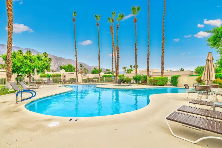 Community pool