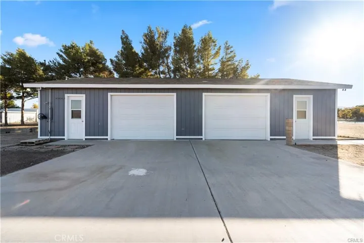 Detached Garage/Workshop