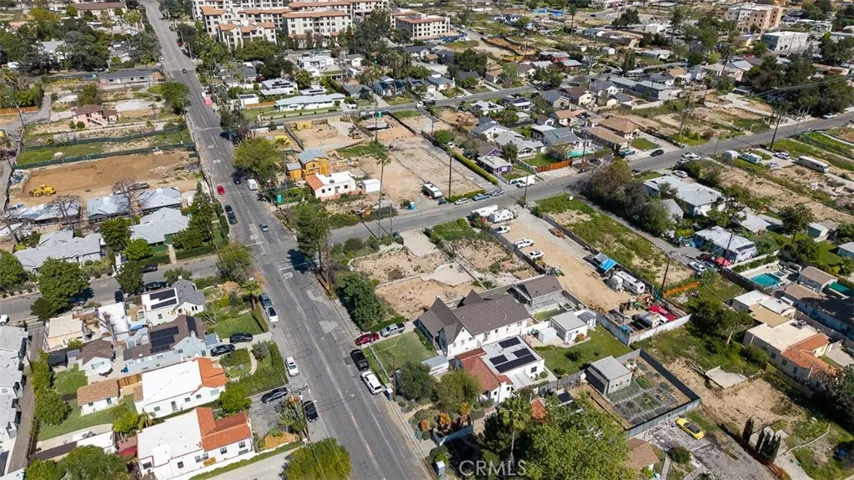 2034 El Molino, Altadena, California 91001