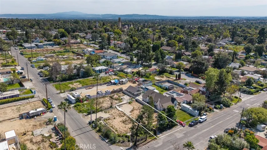 2034 El Molino, Altadena, California 91001