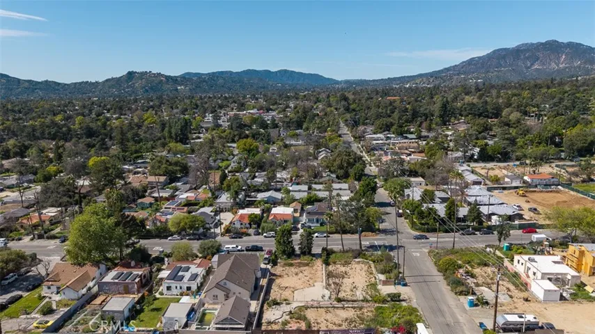 2034 El Molino, Altadena, California 91001