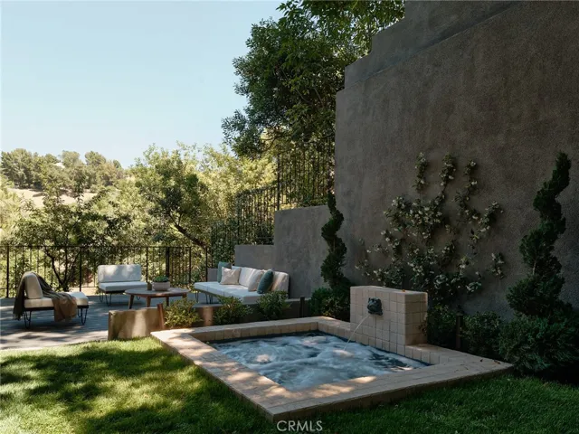 Pool/spa