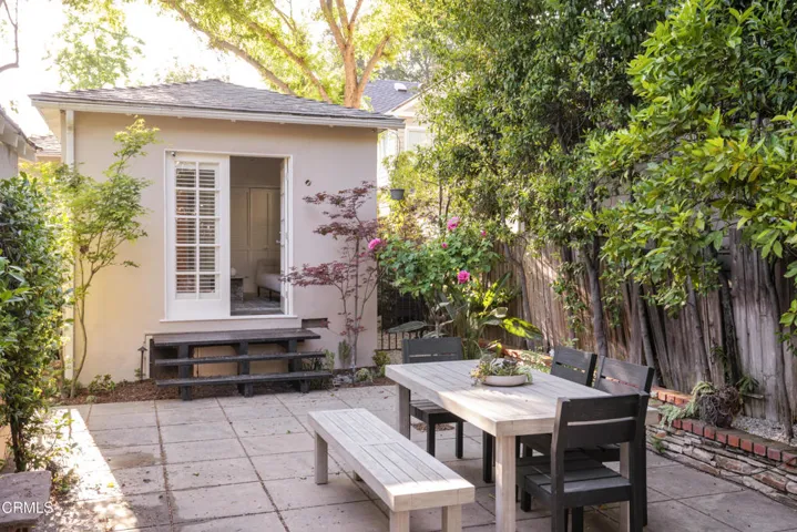 29__ErbeBlackham_1428_Ontario_Avenue_Cla