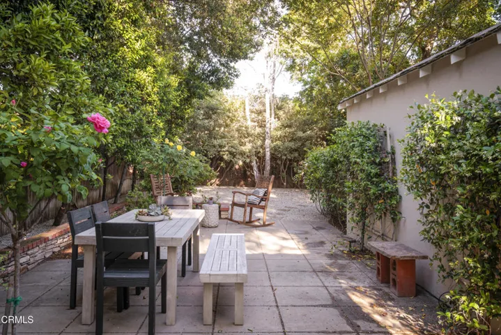 27__ErbeBlackham_1428_Ontario_Avenue_Cla