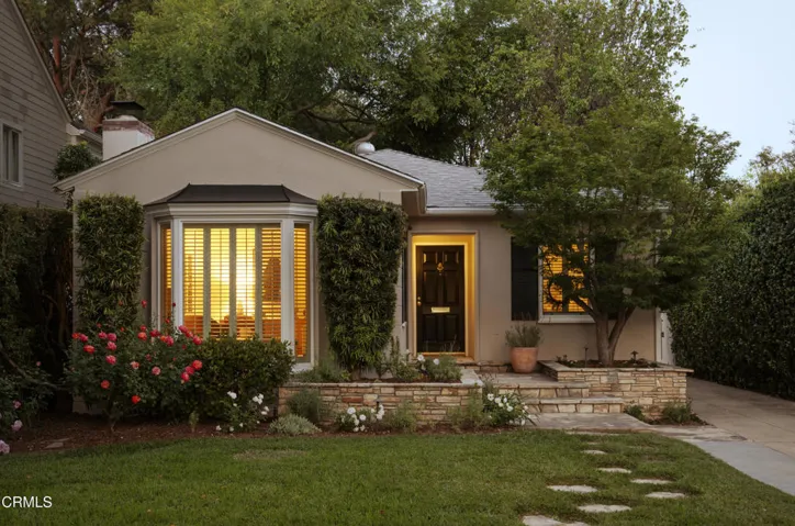 01__ErbeBlackham_1428_Ontario_Avenue_Cla​​‌​​​​‌​​‌‌​​‌​​​‌‌​​​‌​​‌‌​​‌‌​​‌‌​​​​