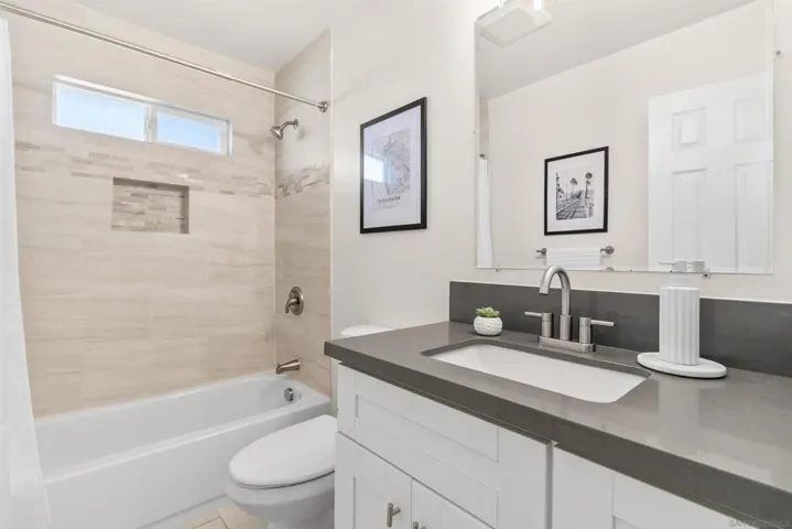 2309 Saratoga, Oceanside, California 92054