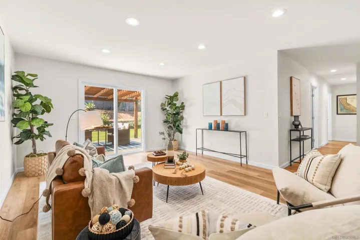 2309 Saratoga, Oceanside, California 92054