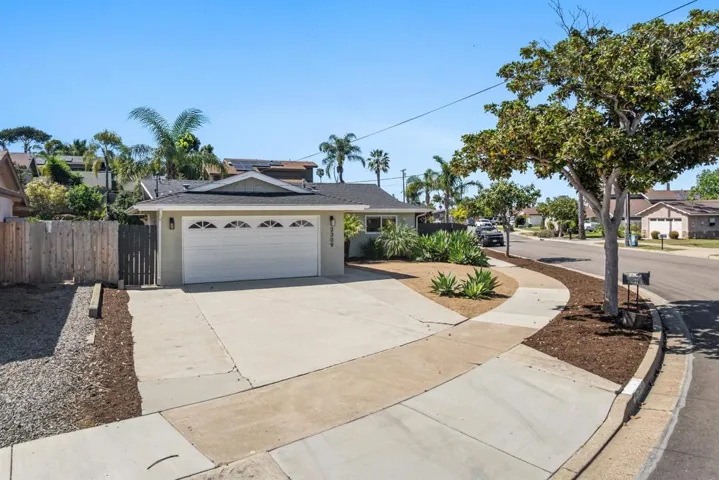 2309 Saratoga, Oceanside, California 92054