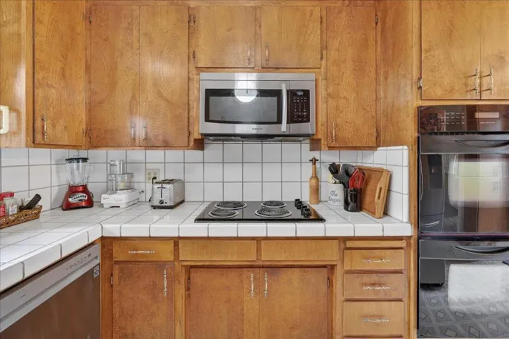 290 Joes Lane, Hollister, California 95023