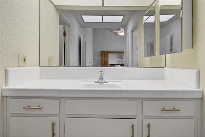 290 Joes Lane, Hollister, California 95023