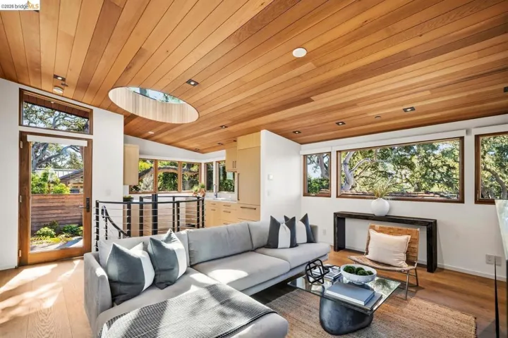 9 Nw Of Ocean On Casanova St, Carmel By The Sea, California 93921