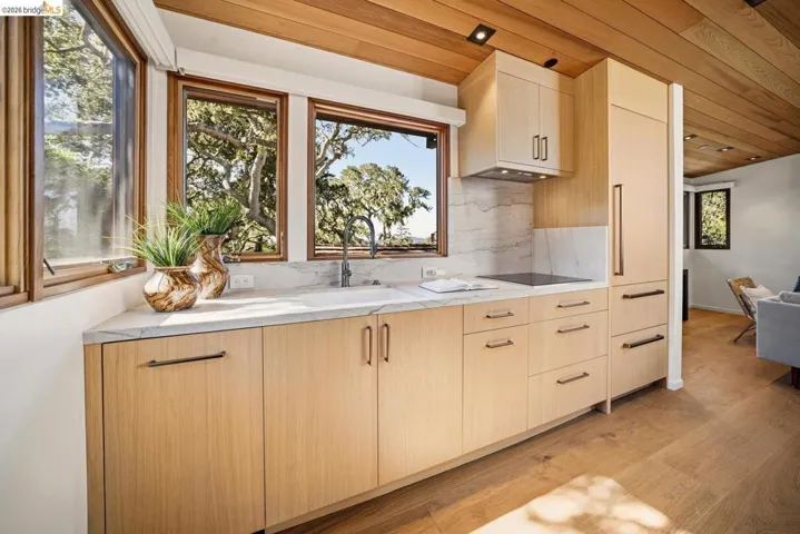 9 Nw Of Ocean On Casanova St, Carmel By The Sea, California 93921