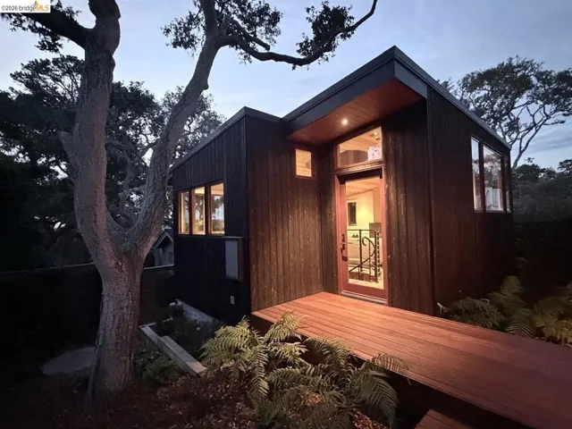 9 Nw Of Ocean On Casanova St, Carmel By The Sea, California 93921