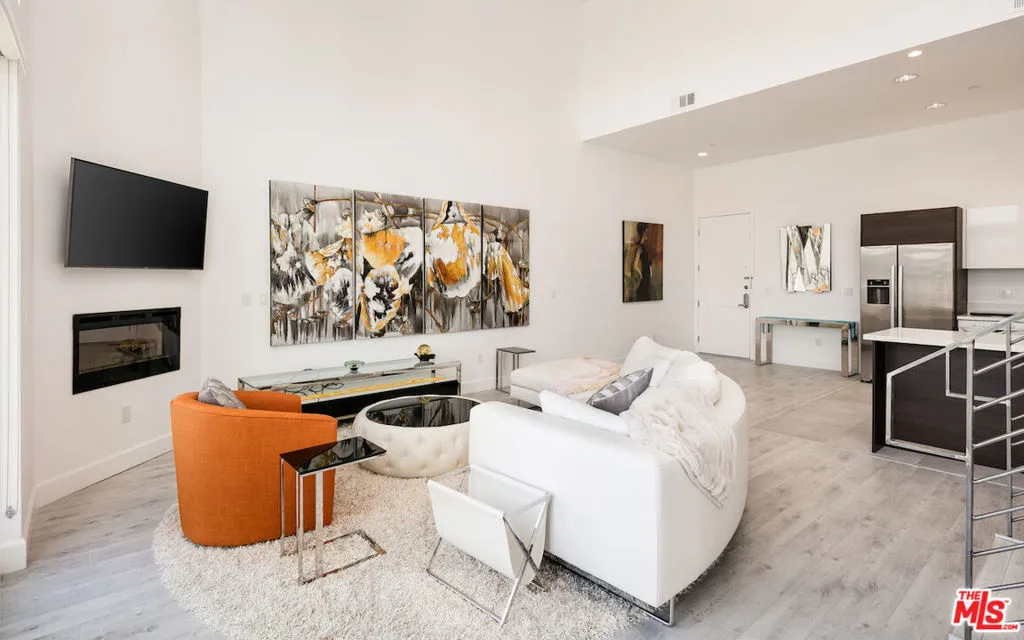 118 S Kenwood Street 506, Glendale, California 91205 — photo 4