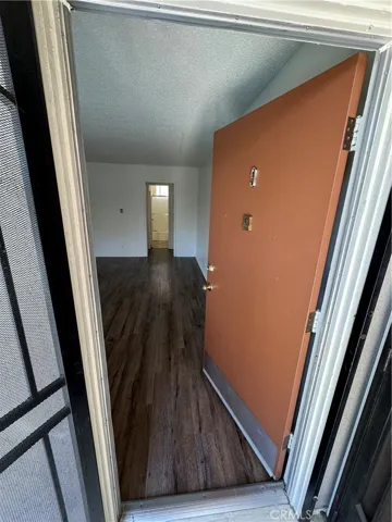 7524 Haskell, Van Nuys, California 91406