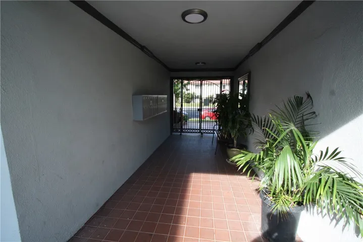 7524 Haskell, Van Nuys, California 91406