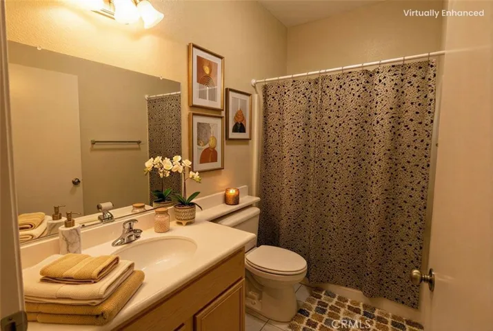 Downstairs bath-VS