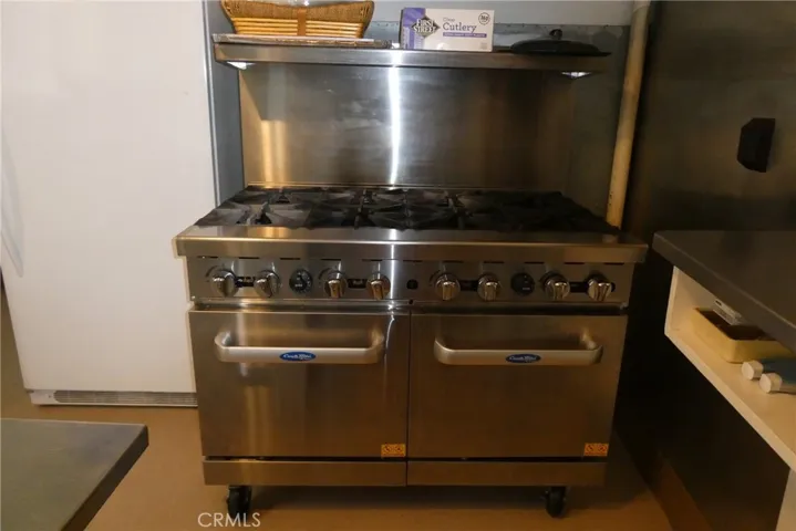 2657 Honolulu, Montrose, California 91020
