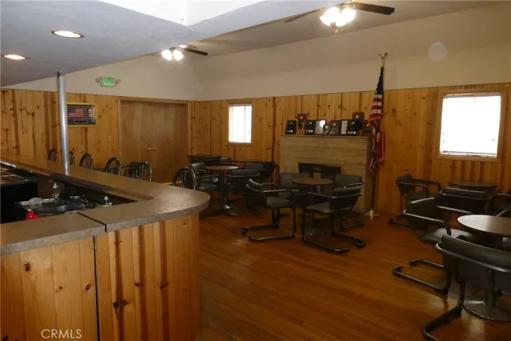 2657 Honolulu, Montrose, California 91020