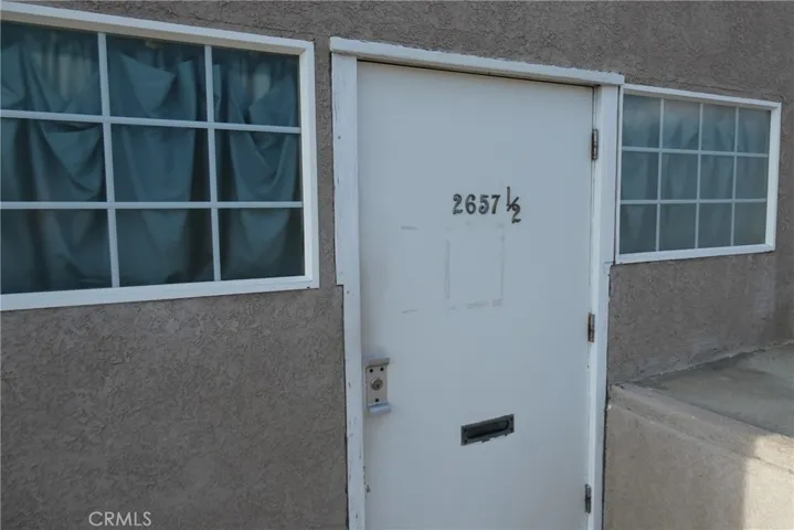 2657 Honolulu, Montrose, California 91020