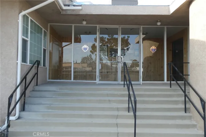 2657 Honolulu, Montrose, California 91020