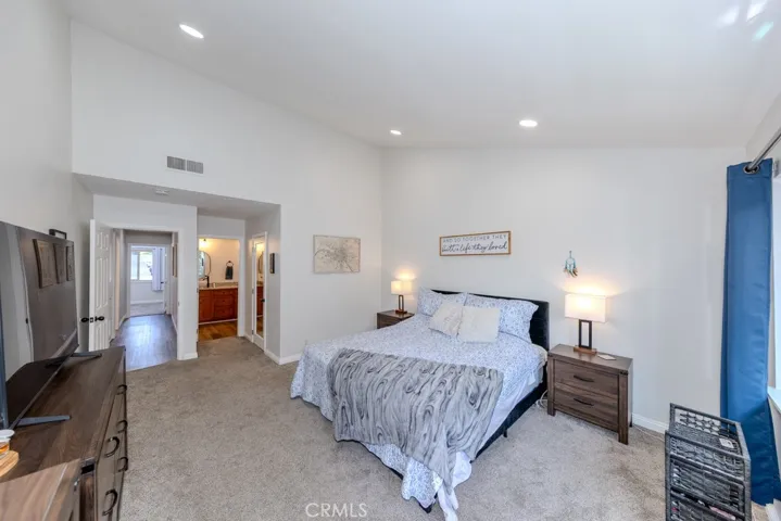 6597 E Camino Vista 2, Anaheim Hills, California 92807